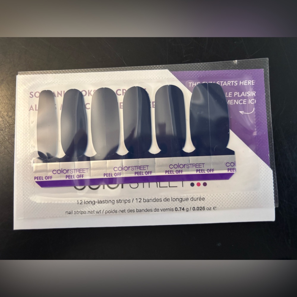 🔥 $3 Add-On. Color Street Accent Nail Strips - Open Book